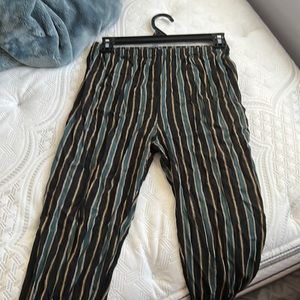 Brandy Melville flowy pants